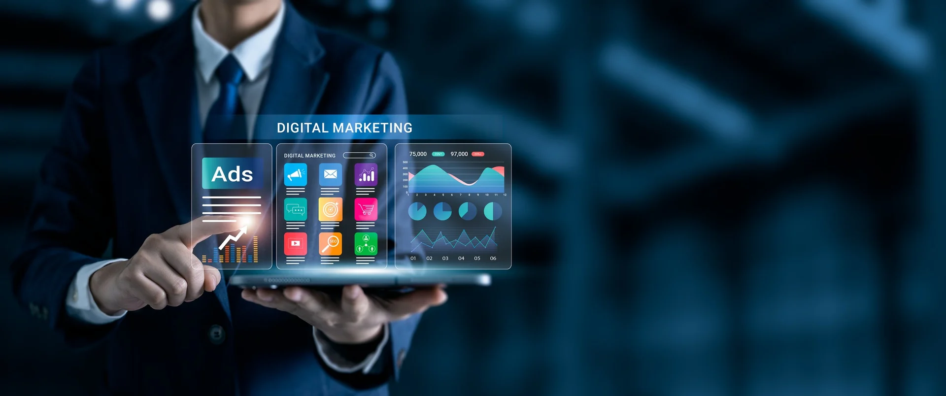 Geschäftsmann nutzt digitale Marketing-Plattform für Online-Werbung, SEO und Erfolgsmessung